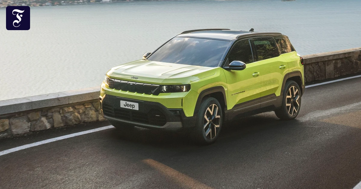 Infotainment-Jeep-Compass-Souver-n-auf-Kurs