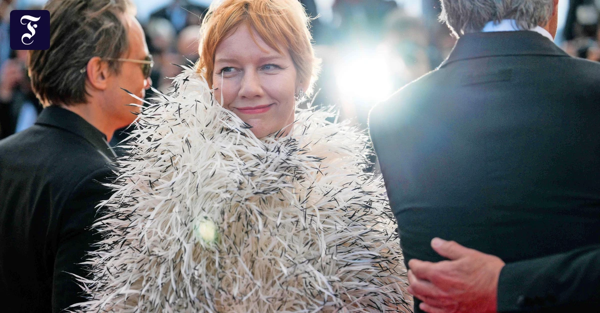 Dreharbeiten bei Filmfest: In Cannes überlegt man sich dreimal, was man anzieht