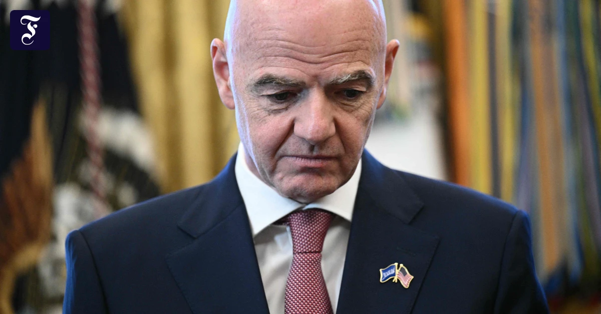 Gianni Infantino: These officials are challenging the FIFA boss