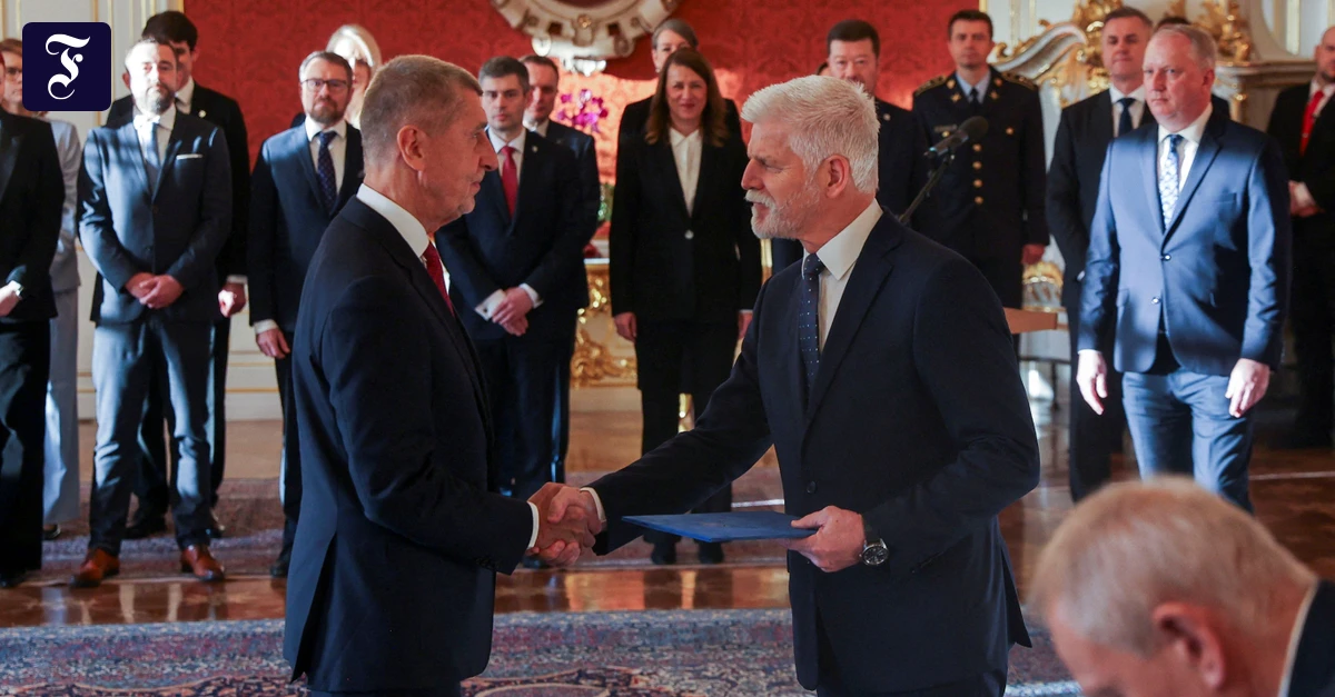 Darf zum NATO-Gipfel: Pavels Etappensieg im Machtkampf mit Babiš