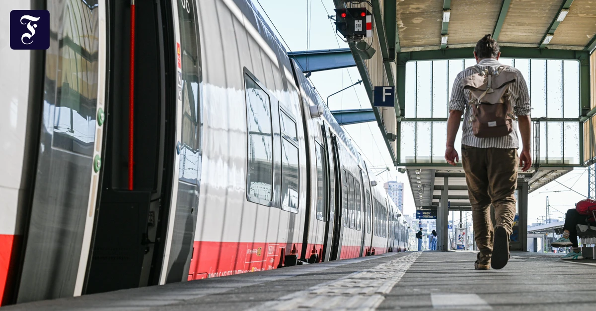Nach Funkstörung: Politiker und Verbände fordern Konsequenzen von der Bahn