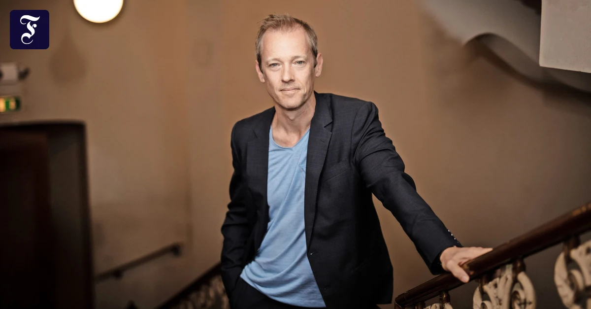 Zukunft-des-Hamburg-Ballett-Ein-Prinz-mit-dem-man-ein-Bier-trinken-kann