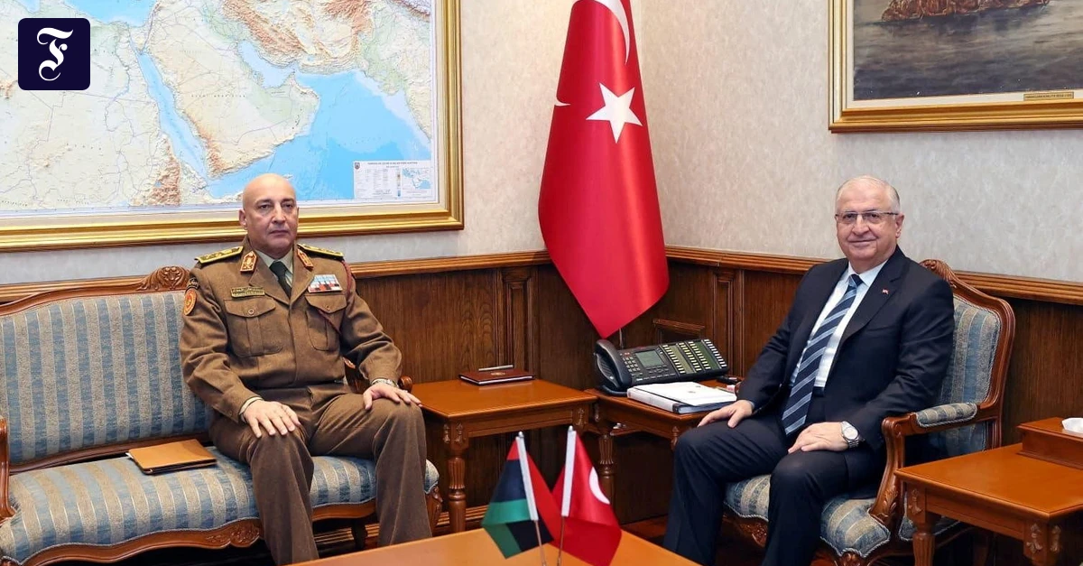 nach-treffen-in-ankara-Libyens-Generalstabschef-al-Haddad-bei-Flugzeugabsturz-get-tet