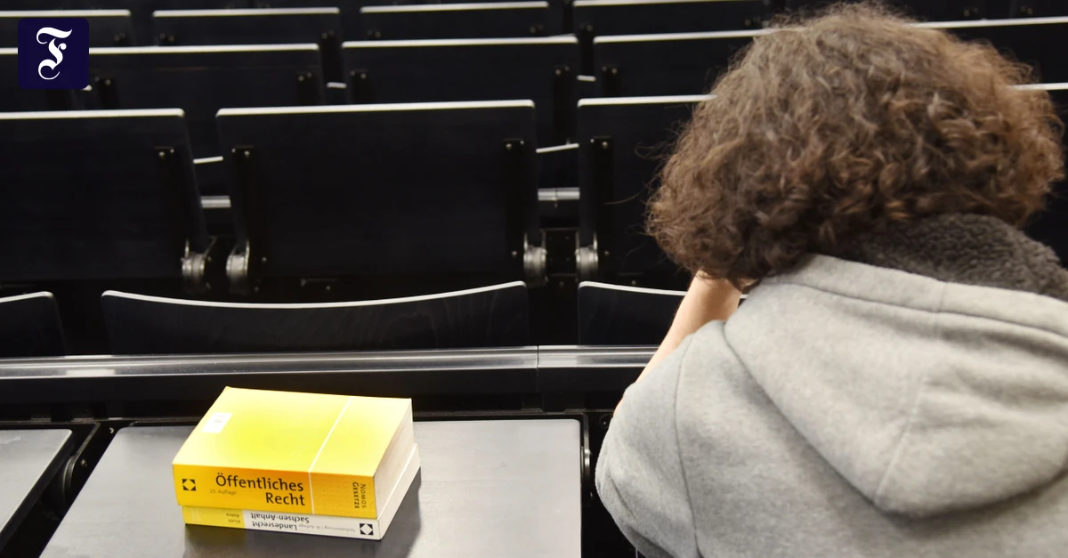Debatte um Ausbildung: Im Jurastudium ist KI nicht nur Hilfsmittel