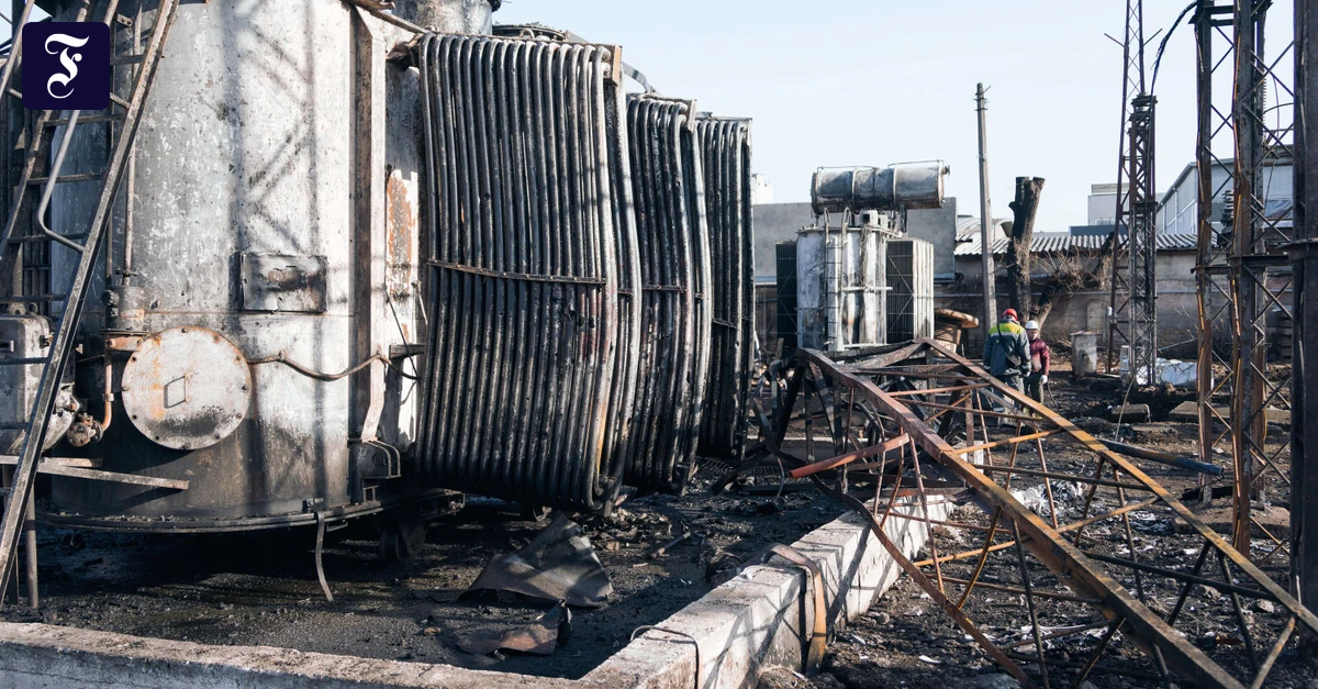 Krieg-in-der-Ukraine-Wieder-russischer-Angriff-auf-Energieanlagen-bei-Odessa