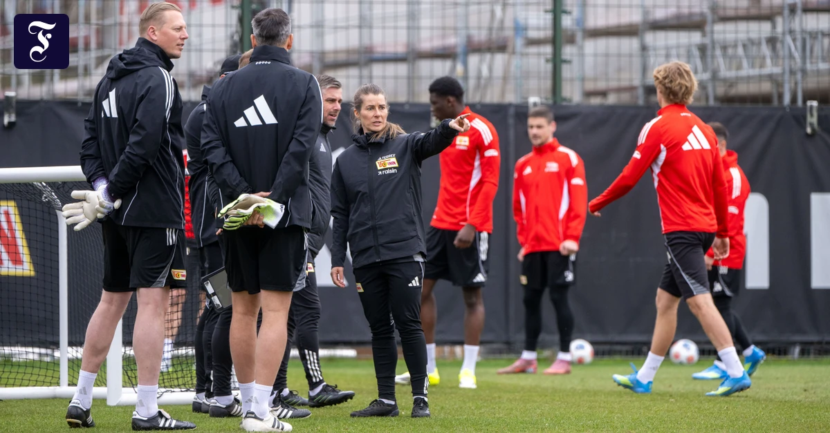 Premiere als Cheftrainerin: Marie-Louise Eta trotzt Hype und Nieselregen