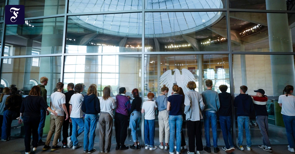 Bafög, Rente, Wehrpflicht: Von wegen Generation Vollkasko