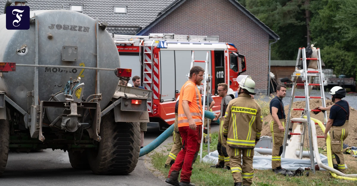 Liveticker zur Hitzewelle: Monschau: Einige Bewohner sollten wegen Rauch Häuser verlassen | FAZ