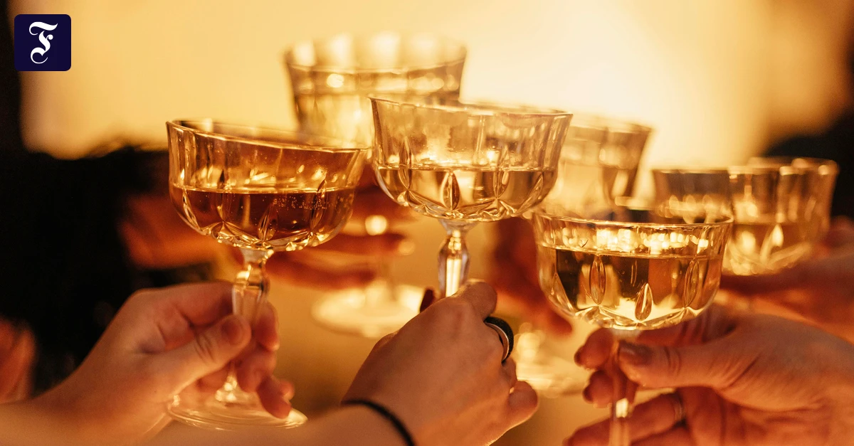 Der-Drink-meines-Lebens-An-Silvester-trinken-wir-Cr-mant