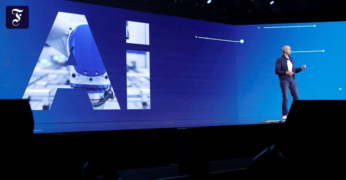 Siemens opens race for Roland Busch's successor