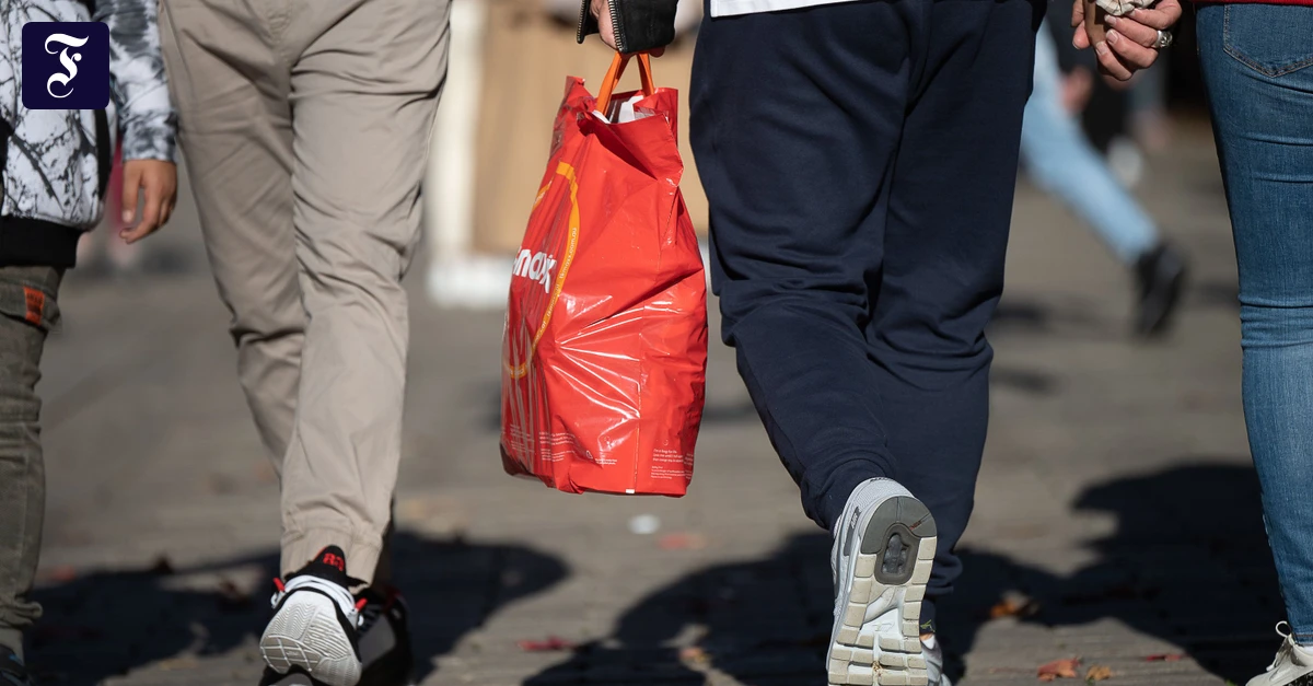 Mutmaßlicher Streit: 68-Jähriger in Wiesbadener Innenstadt getötet