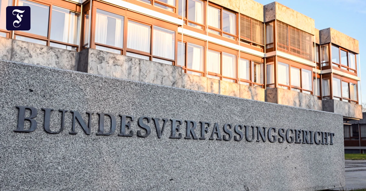Verfassungsklage von ARD und ZDF: Wie rechnet Karlsruhe den Rundfunkbeitrag ab?