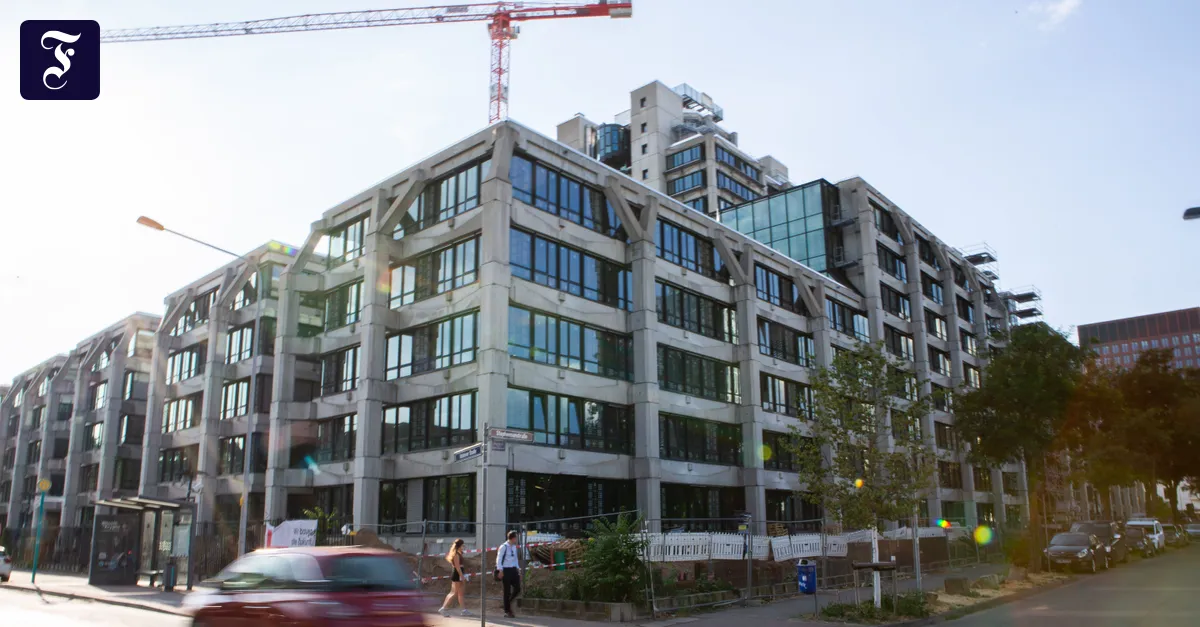 Bafin zieht in ehemalige Bahnzentrale in Frankfurt