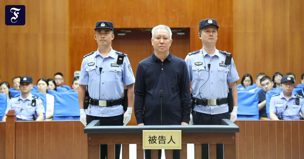 China: Evergrande-Gründer zu lebenslanger Haft verurteilt