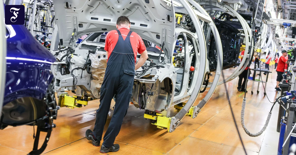 Wirtschaft in der Krise: 266.000 Jobs in der Industrie sind weg