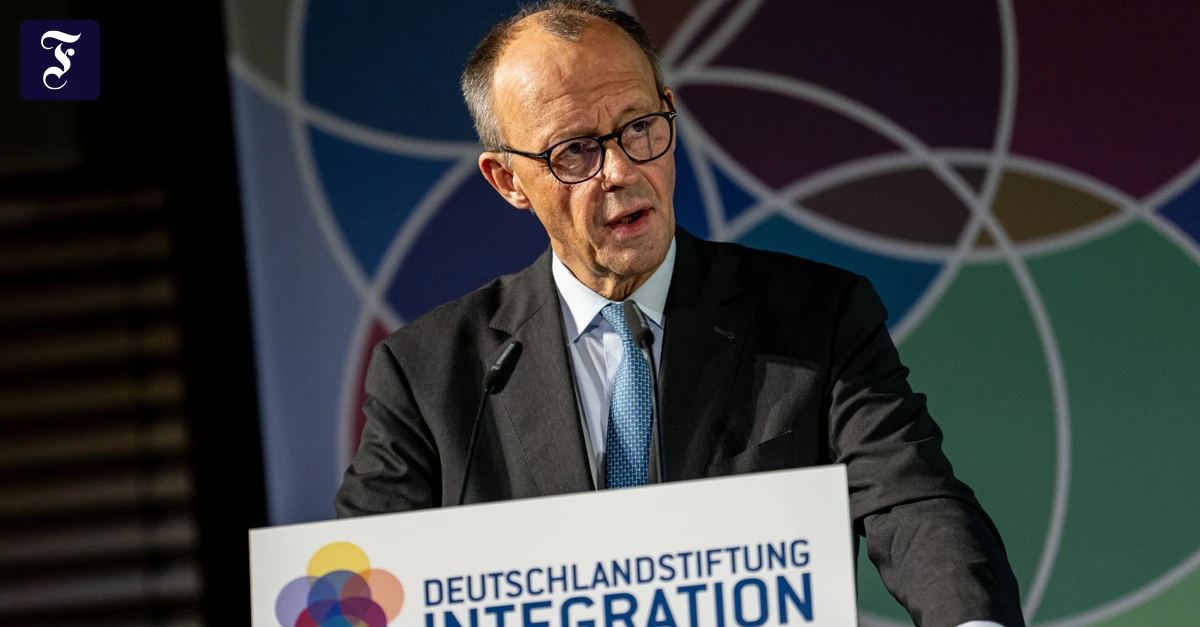 Ehrung-und-Protest-in-Berlin-Merz-und-das-Sportbild