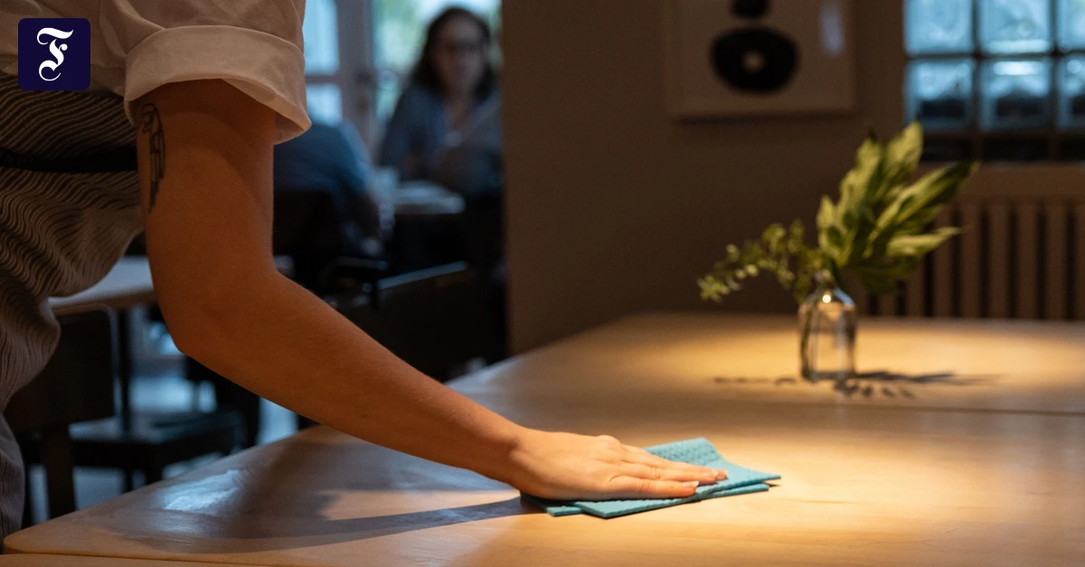 Debatte um Arbeitszeit: Gibt es die Parallelwelt der Minijobber?