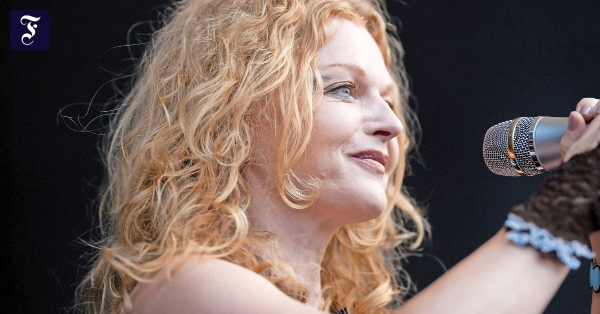 Inga-Humpe-wird-70-Dingdong-bei-36-Grad