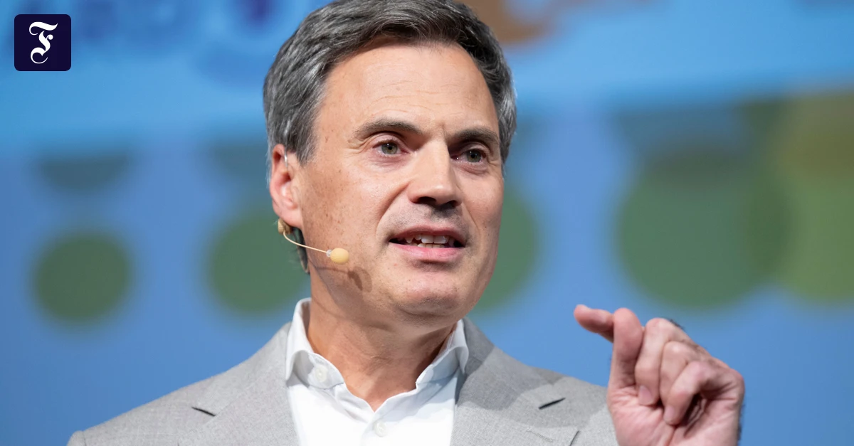 ZDF-Intendantenwahl: Floria Fee Fassihi fordert Norbert Himmler beim ZDF heraus