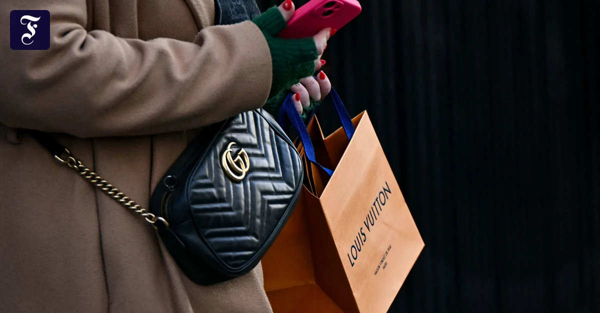 Schenkung-und-Gutscheine-Wie-Aktien-und-ETF-zu-einem-guten-Weihnachtsgeschenk-werden