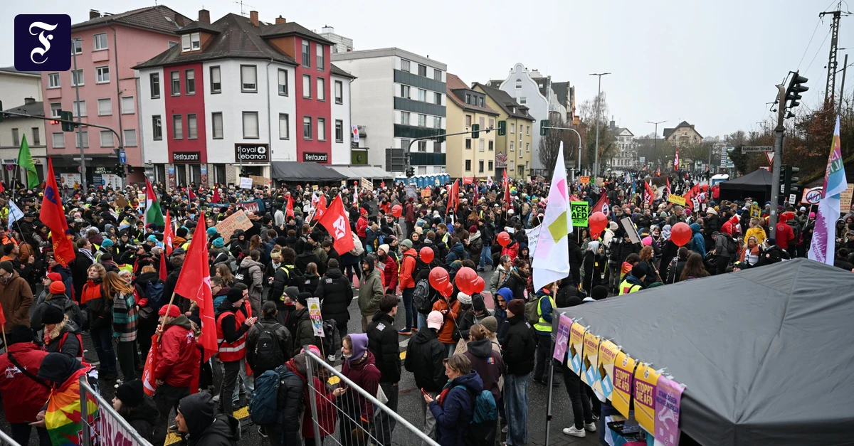 Abstiegsängste: Warum Arbeiter die AfD wählen