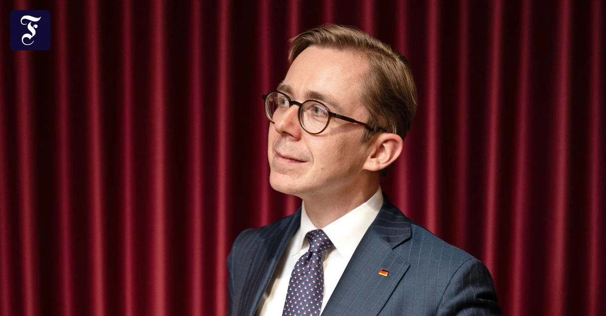 Philipp-Amthor-im-Portr-t-B-hne-frei-f-r-den-B-rokratenschreck