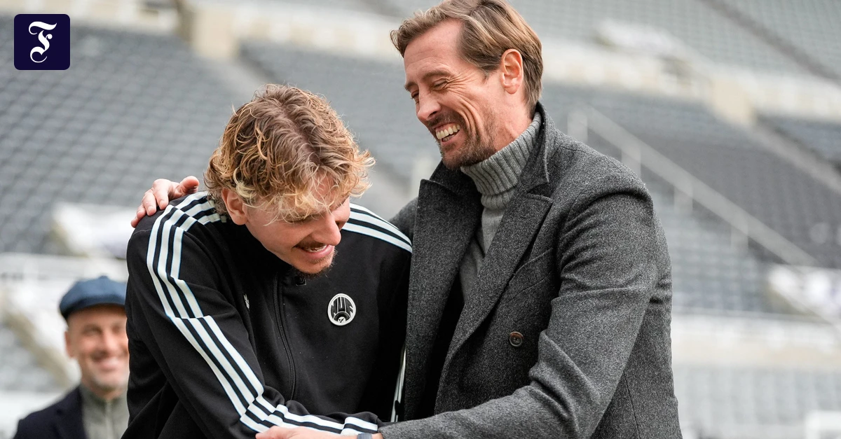 Woltemade-trifft-Crouch-Gro-er-Crouchy-kleiner-Crouchy