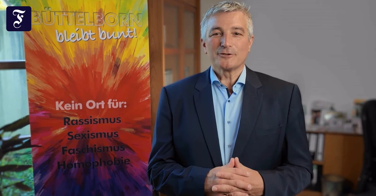 -Versuchskaninchen-Der-erste-B-rgermeister-mit-digitalem-Doppelg-nger