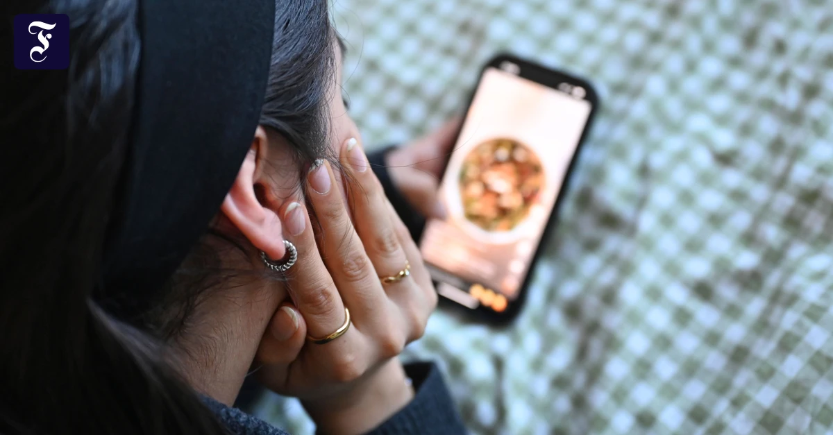 Suchtexpertin-im-Gespr-ch-Ab-wann-ist-Social-Media-Konsum-bedenklich-