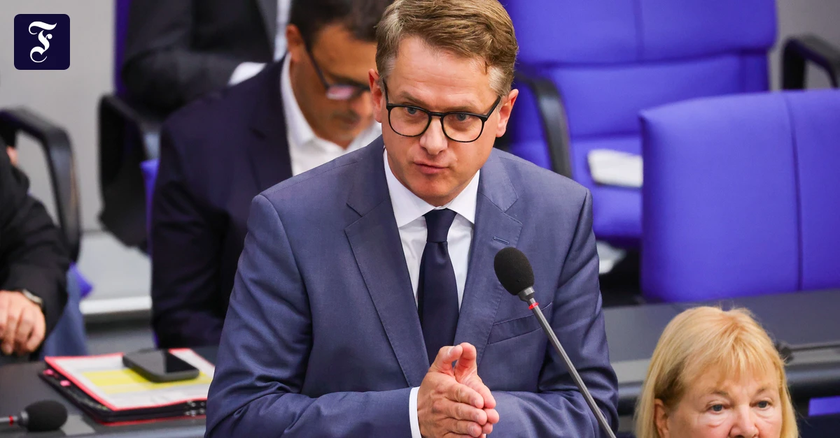 Regierungsbefragung: Linnemann: Tue alles für  Beitragsstabilität