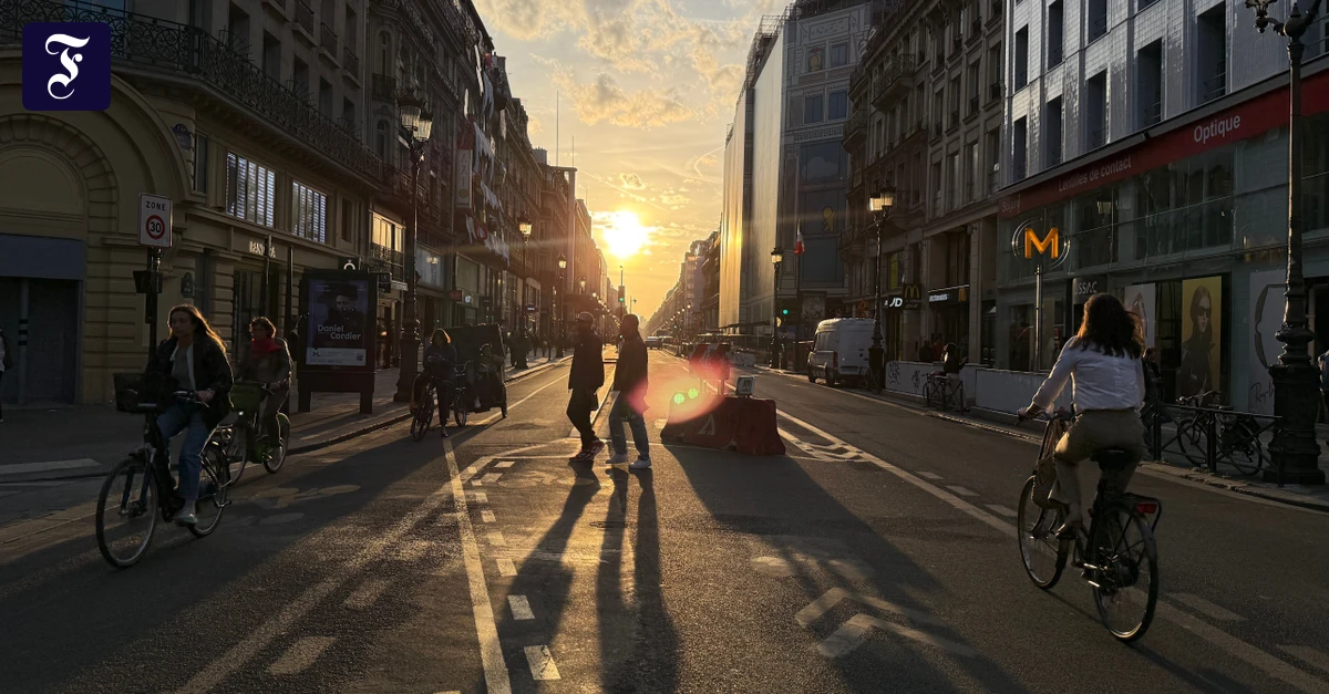 Paris invests €200 million more in cycling infrastructure