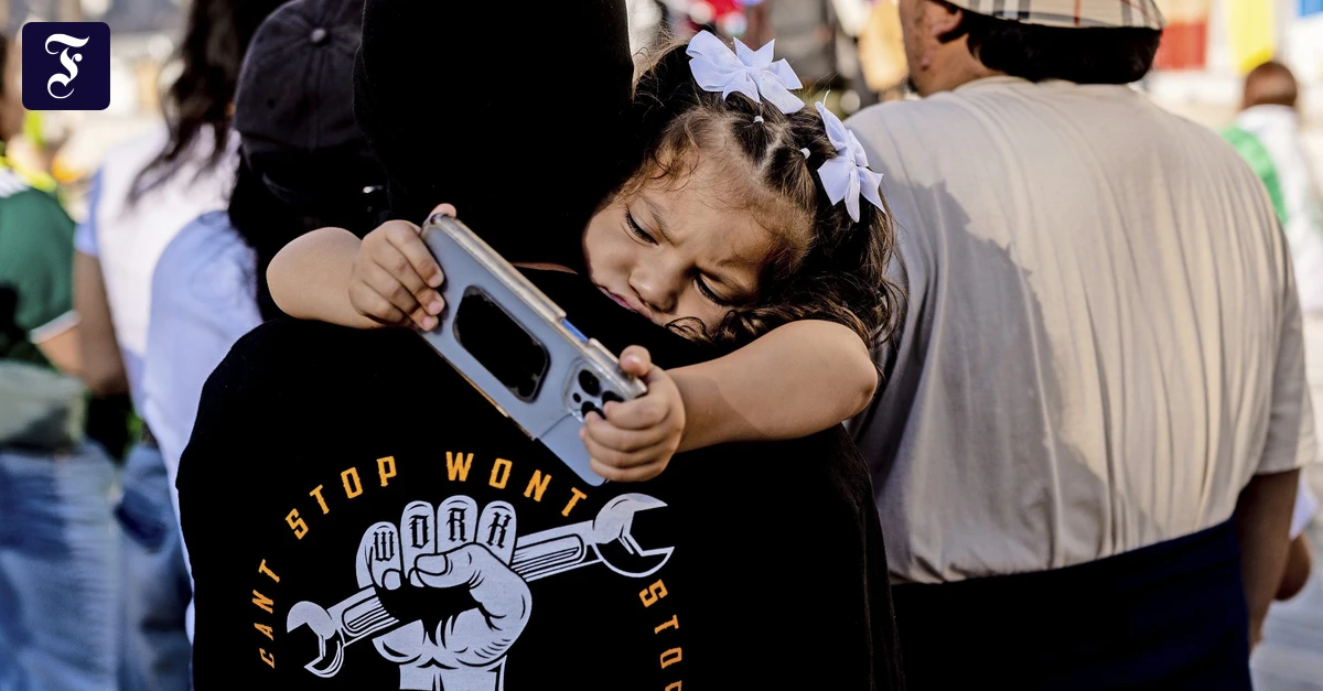 Onlineplattformen vor Gericht: Werden Nutzer durch Meta und Co. depressiv?