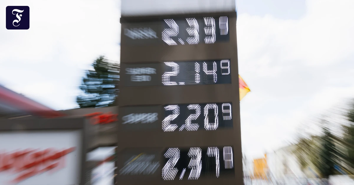 Spritpreisbremse: Um zwölf Uhr mittags wird es teurer