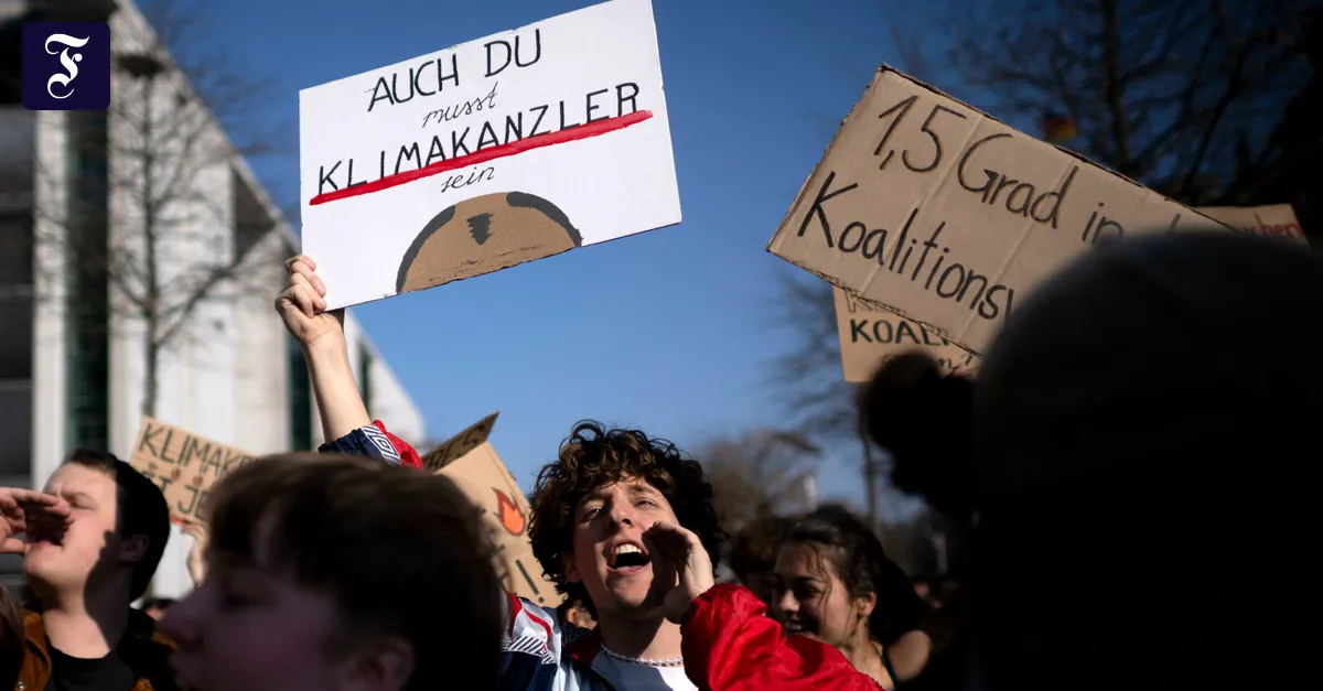 Youth Conference: What does the climate movement actually do?
