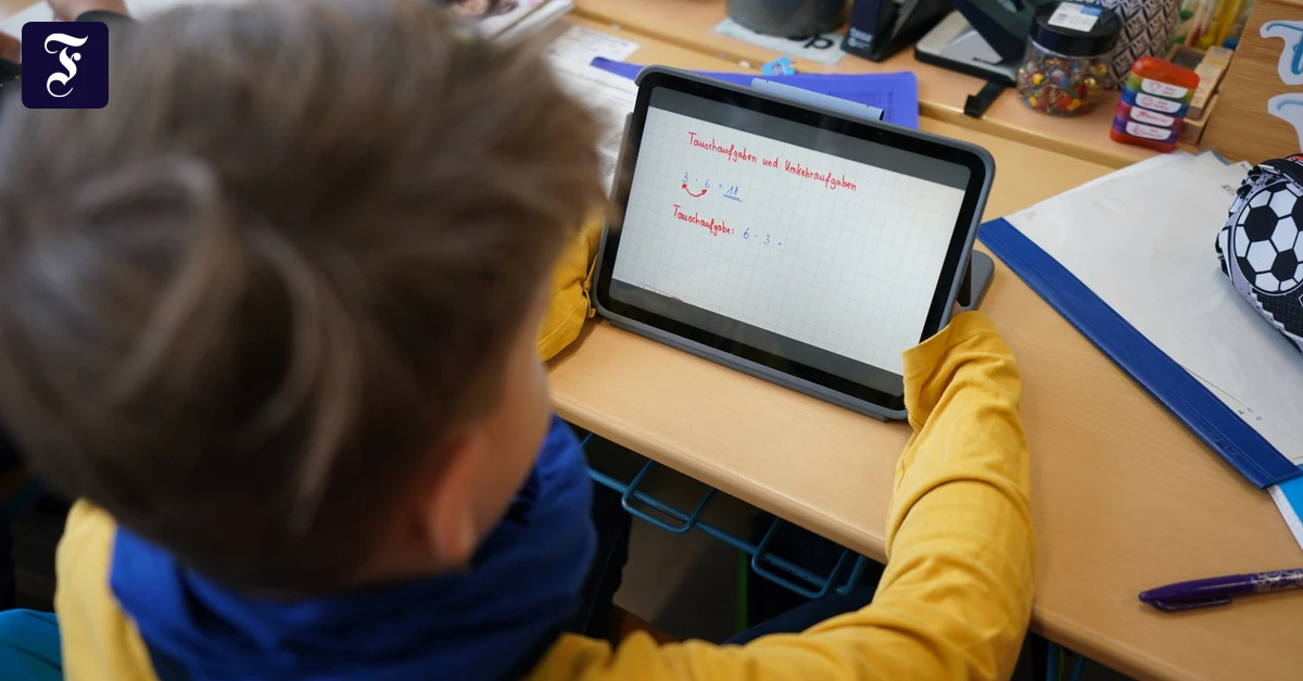 bildungsforschung-digitalkompetenz-jenseits-der-daddelei