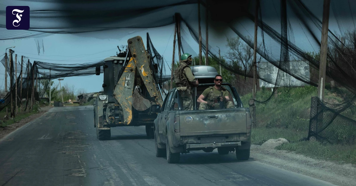 Ukraine-Liveticker: Russland und Ukraine werfen sich Bruch der Waffenruhe vor | FAZ