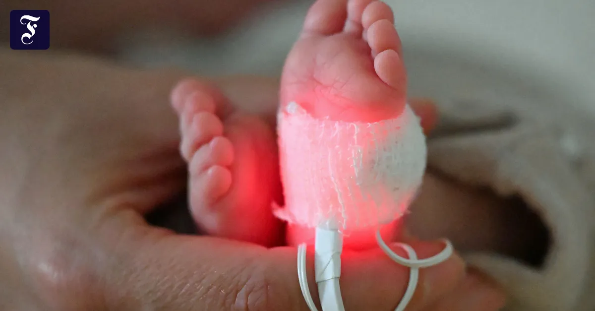 Frühchen stirbt nach Darmkeim-Infektionen in Kinderklinik in Paderborn