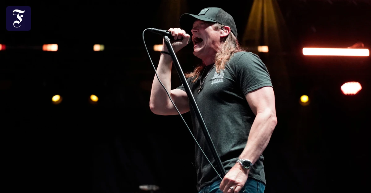 Im-Alter-von-47-Jahren-3-Doors-Down-Frontmann-Brad-Arnold-gestorben