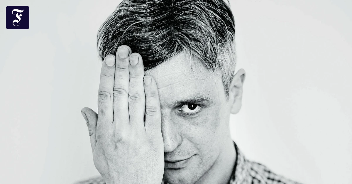 Andris Kalnozols Debütroman: „Ich werde einfach leben und schauen“