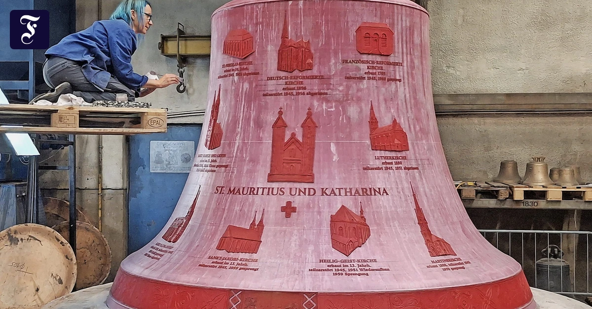 Kirchenglocken-Schwertransport-zum-Gottesklang