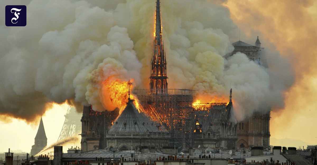 Notre Dame In Flammen Stream