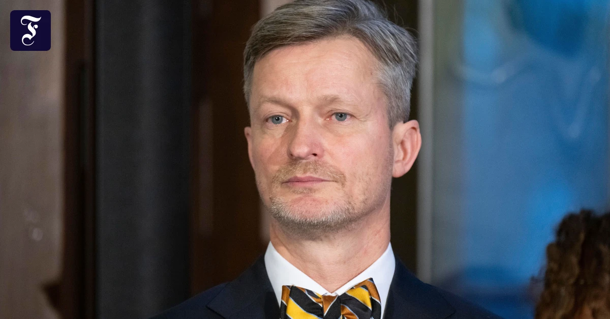 Sachsens Medienpolitik: „Zusammenlegung von ARD und ZDF kann eine Option sein“