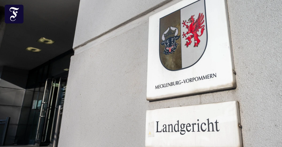 neubrandenburg-ehefrau-mit-20-stichen-get-tet-75-j-hriger-muss-f-nfeinhalb-jahre-in-haft