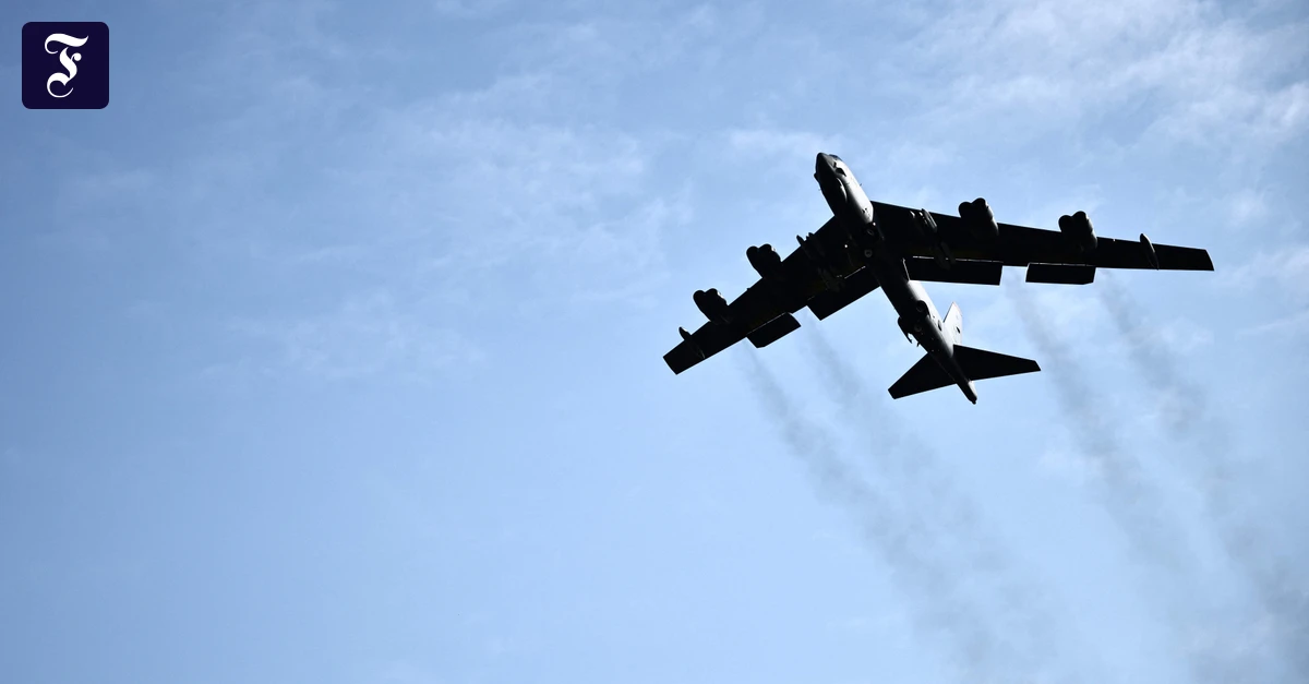 Kurz nach dem Start: B-52-Bomber in Kalifornien abgestürzt
