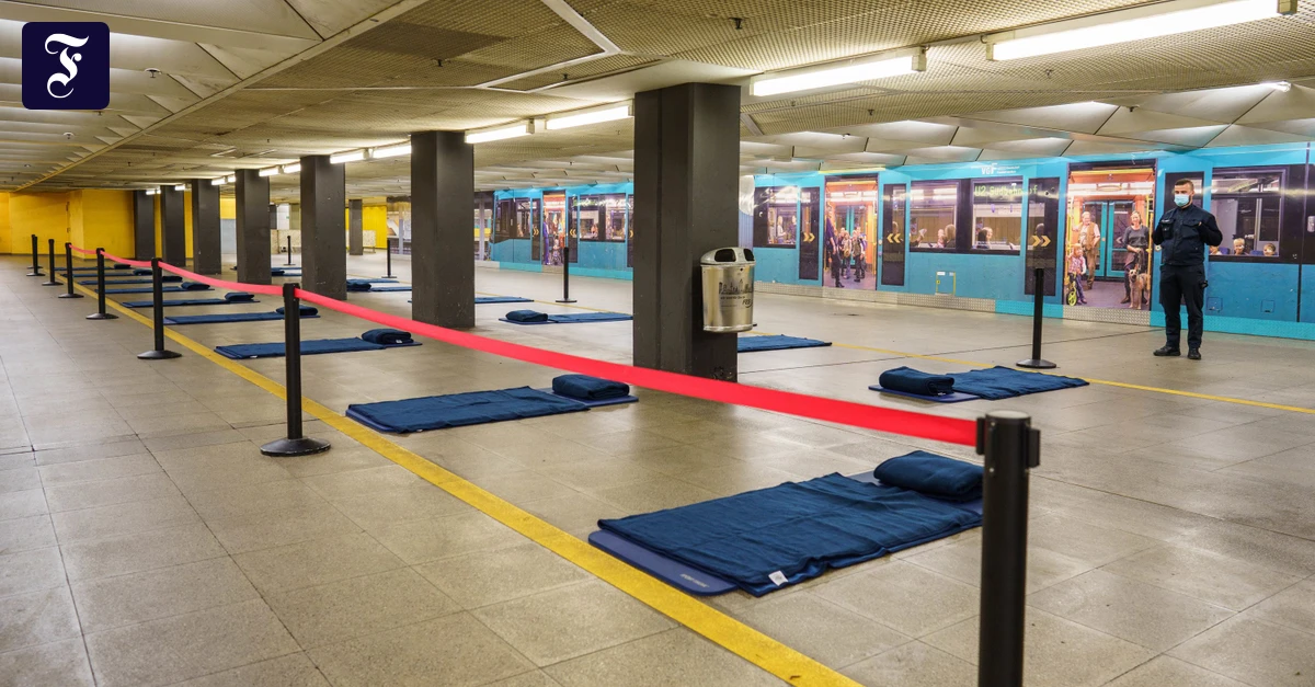 Obdachlose in U-Bahn-Station: Keine Notübernachtung mehr am Eschenheimer Tor
