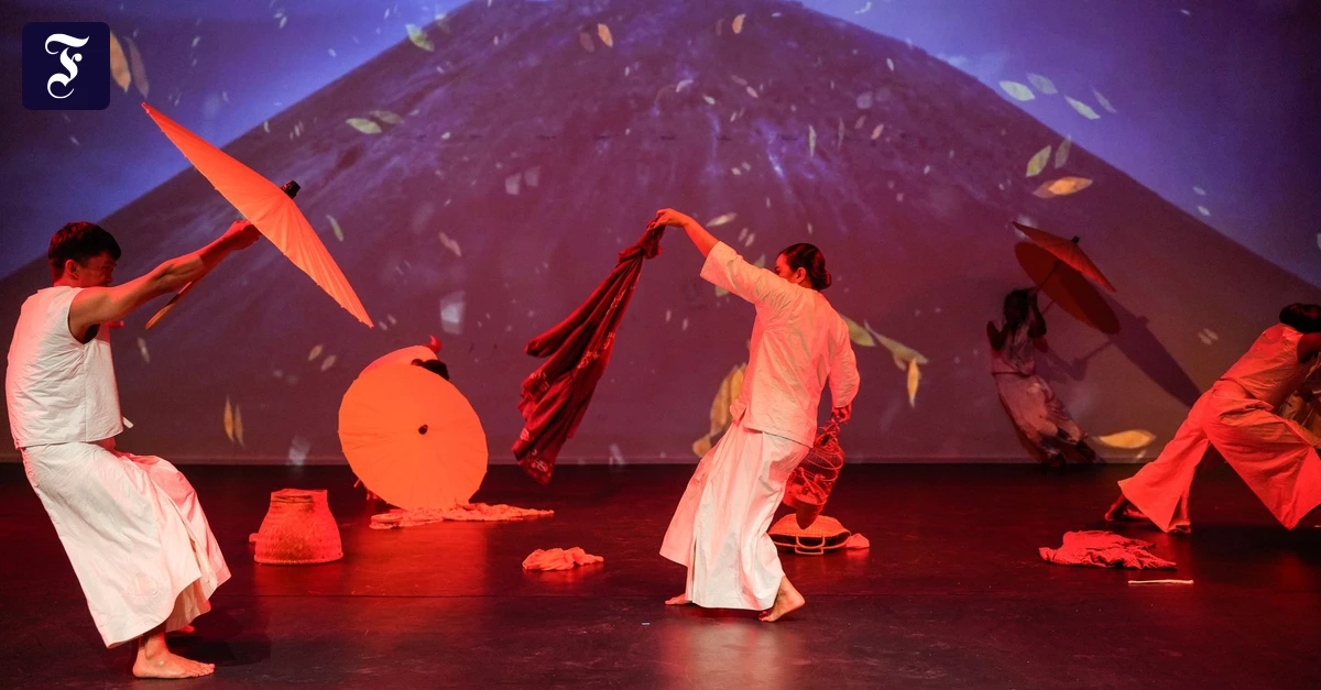 Theater-Biennale Venedig: Das Räuspern der Berge