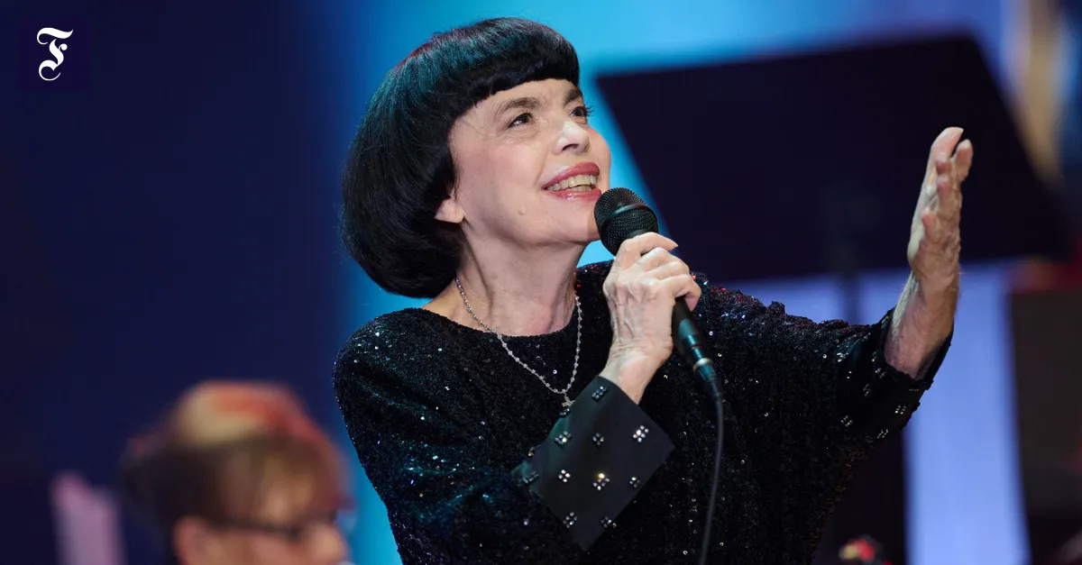 Spatz von Avignon: Mireille Mathieu verabschiedet sich von Deutschland