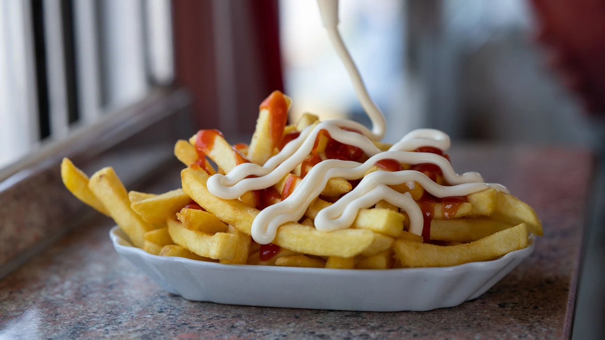Mainz: Uni-Mensa streicht Pommes, weil Studenten zu viel Geschirr stehlen |  FAZ
