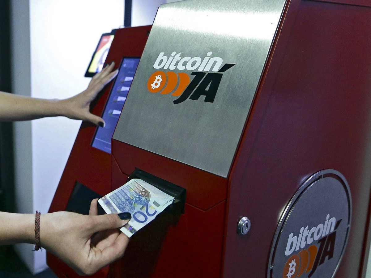 Kryptowährung: Bitcoins fallen unter 300 Dollar | FAZ