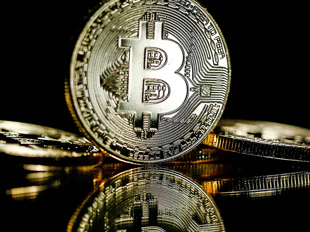 Der Bitcoin-ETF – ein Meilenstein trotz ausbleibenden Kursfeuerwerks | FAZ